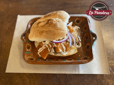 Torta De Chilaquil Con Pollo