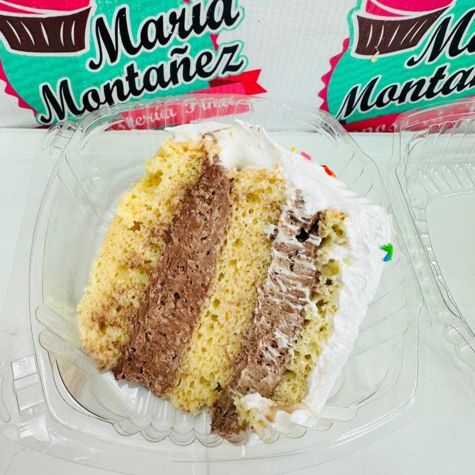 Rebanada de pastel de Chocolate Helado.