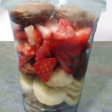 Mini Hotcakes Fresa + Miel Maple Vaso.