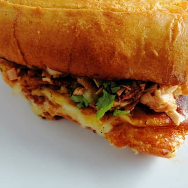 Torta de Carnitas C/Queso