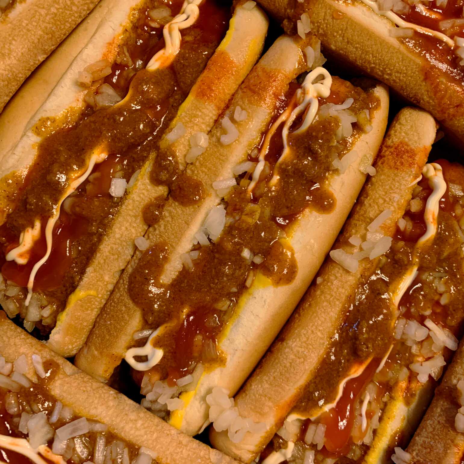 PAQUETEATASQUES - 10 CHILI HOT DOGS