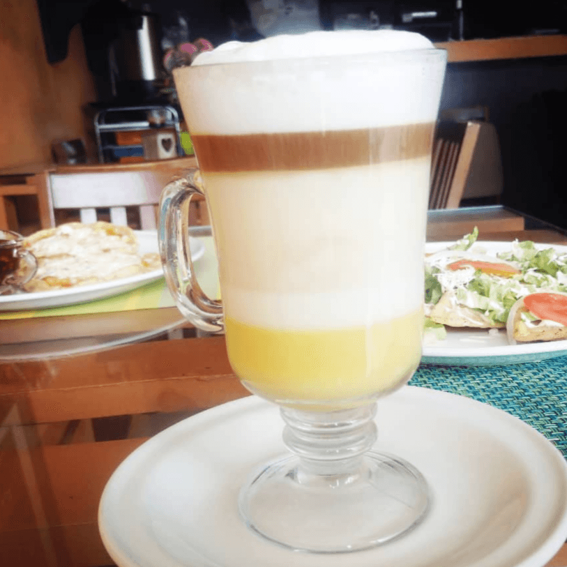 Capuchino de Rompope