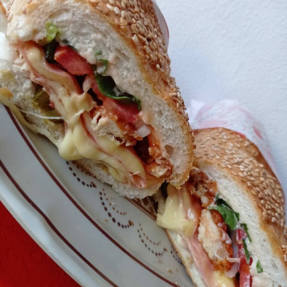 Manclovio  vegetariano  con piña