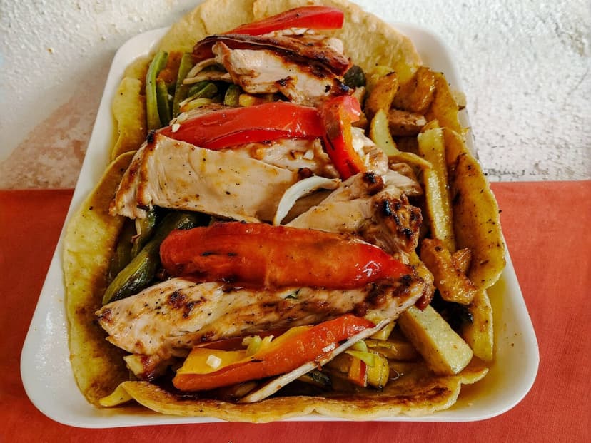 Toño y Lety