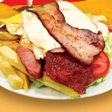 Salchipapa Especial