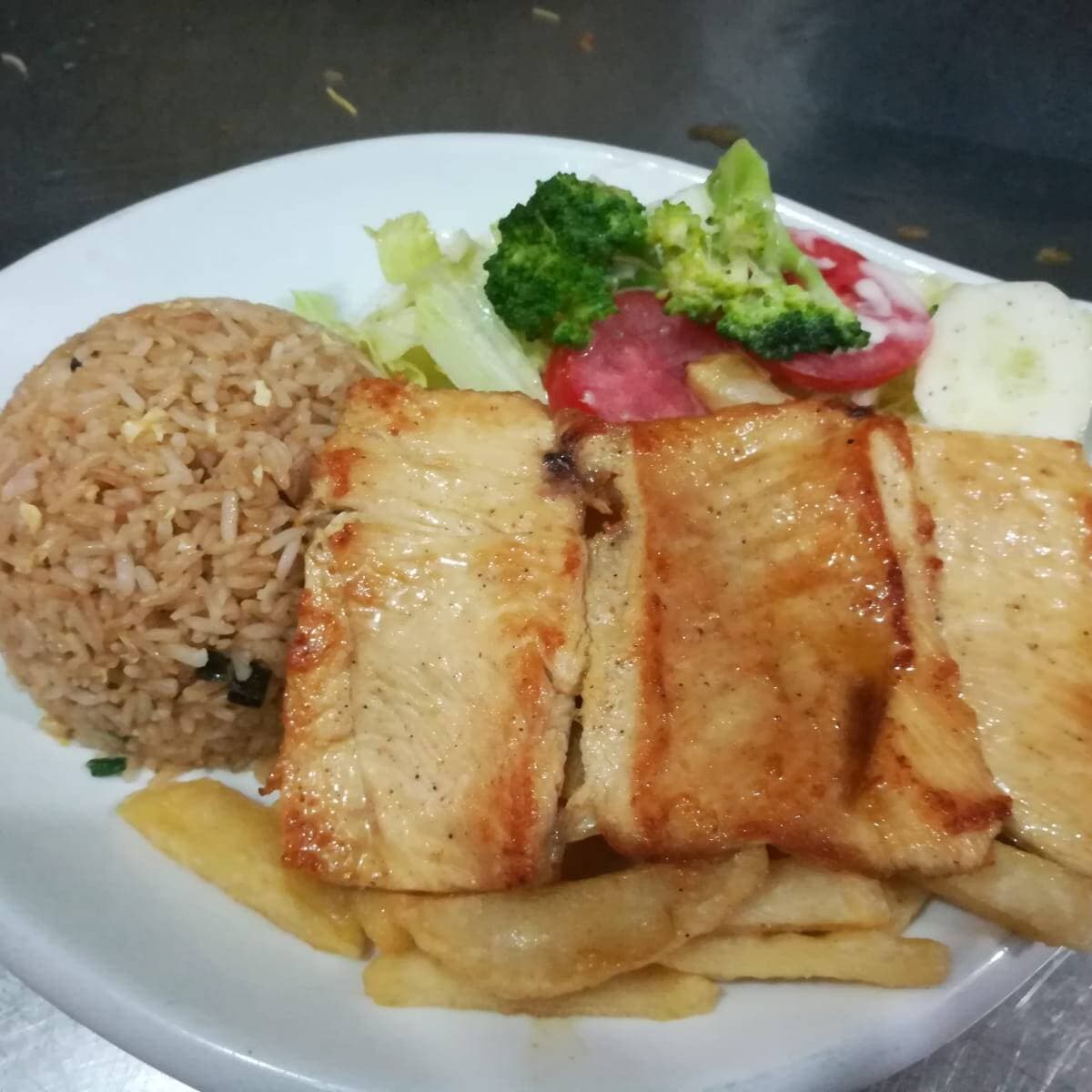 Pollo a la Plancha Menú