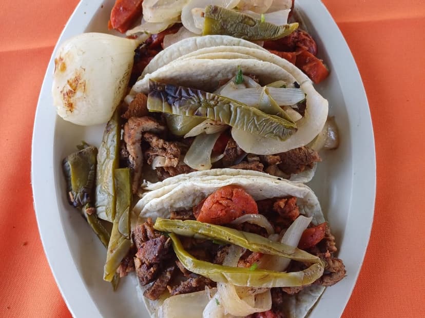 Takos De Asada El Rey