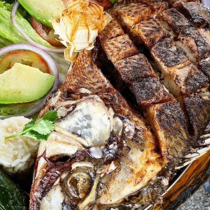 Mojarra al Guacamole
