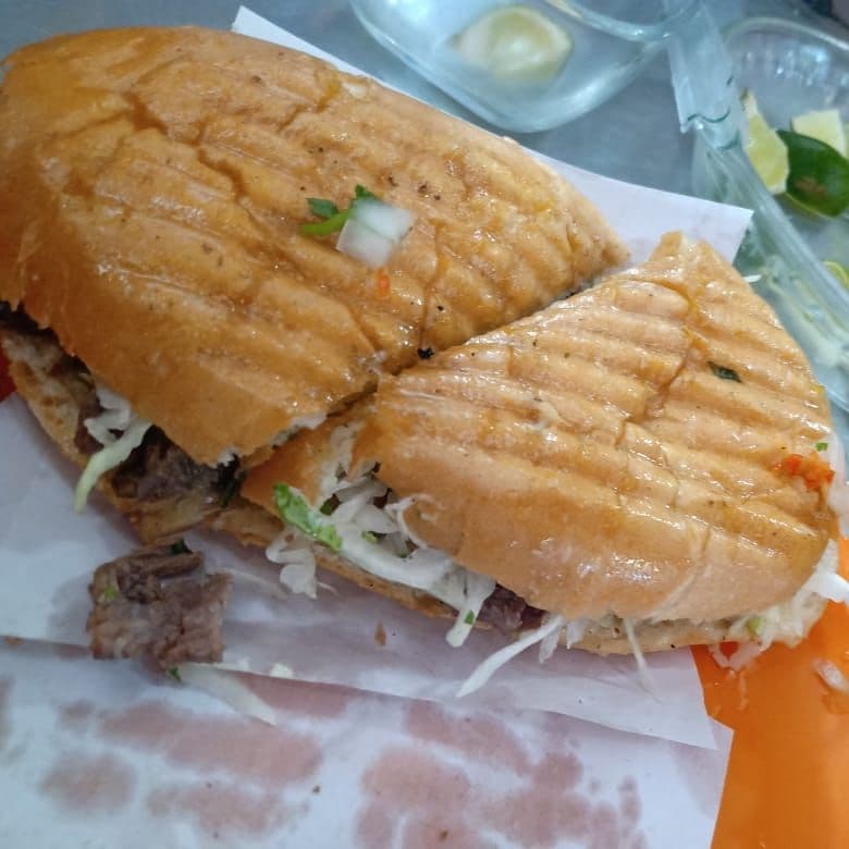 Combo-2: Tortas + Agua