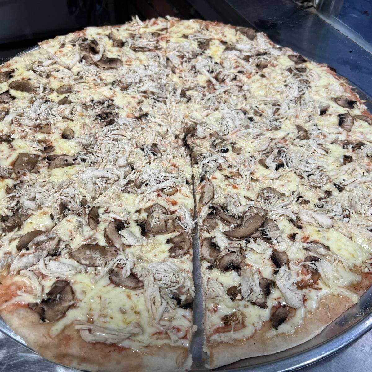 Pizza Pollo Champiñones Porción