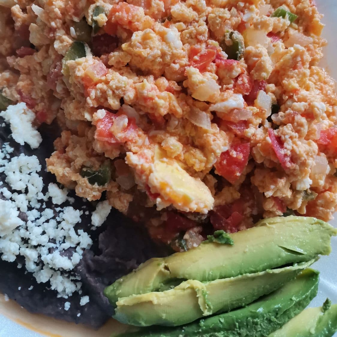 Huevos a la Mexicana
