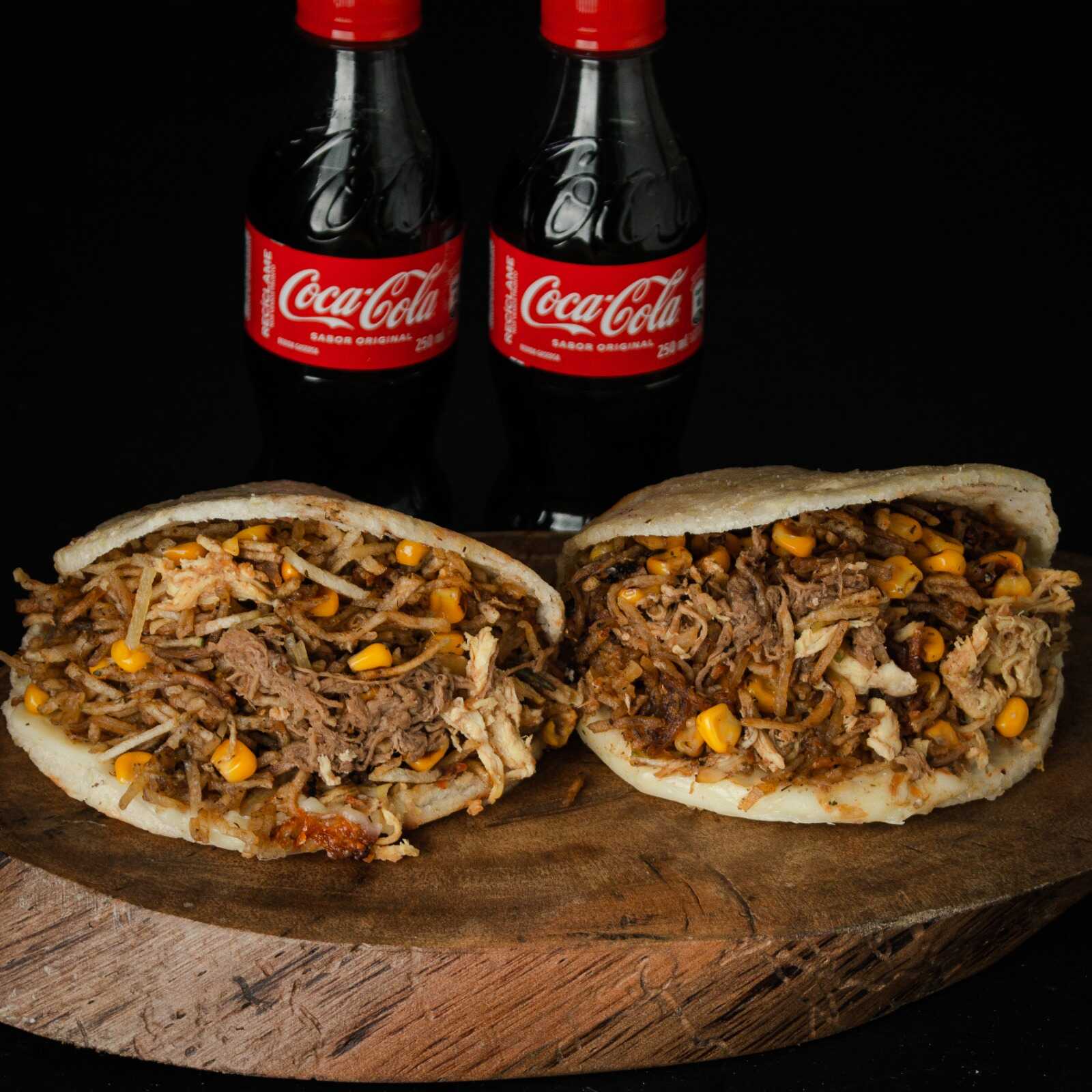 Combo 2 Arepas Mazorcadas + Bebidas