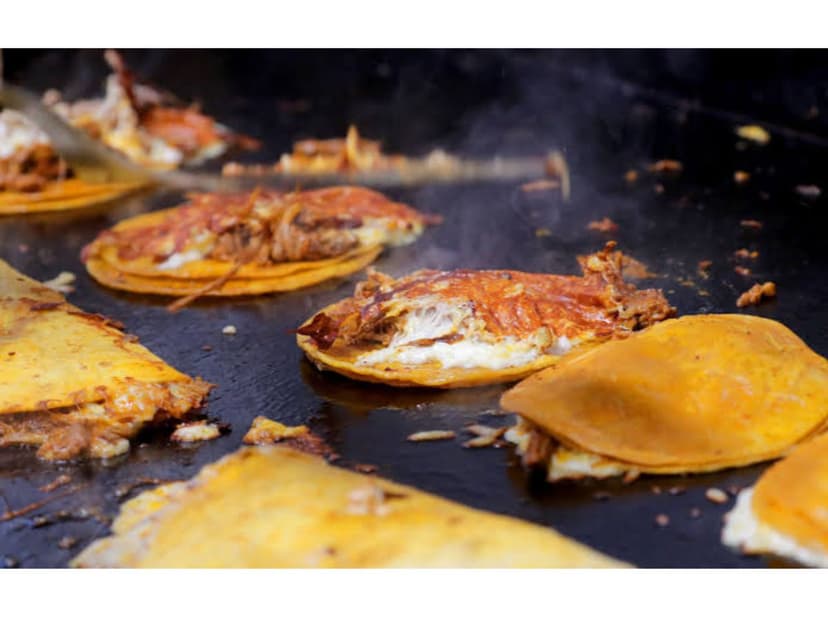 Barbacoa de Res y Mariscos "El Mau"