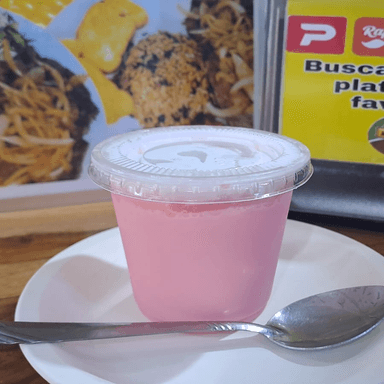 Flan de Fresa. ( Vaso 5 Oz )..