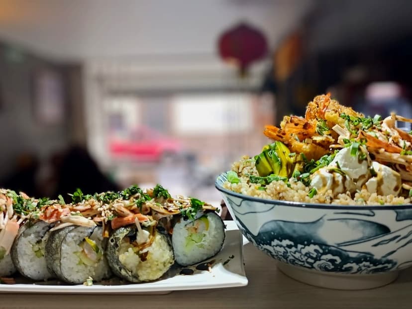 Momotaro Sushi Wok II