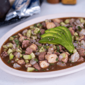 Ceviche mixto (pulpo, camarón