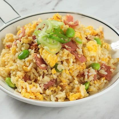 Yakimesi con huevo