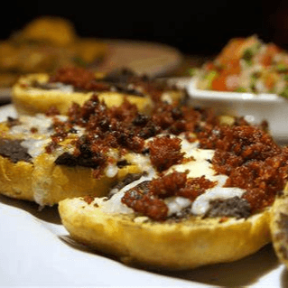 Molletes Especiales con Milanesa