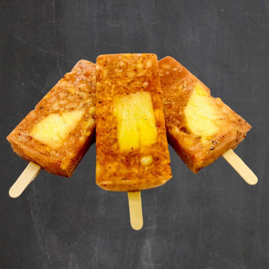 Paleta de Piña con Chile