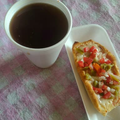 Mollete con Jamon y Café 🤔