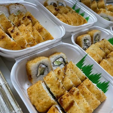 3 Makis Empanizados Proteína a Elegir