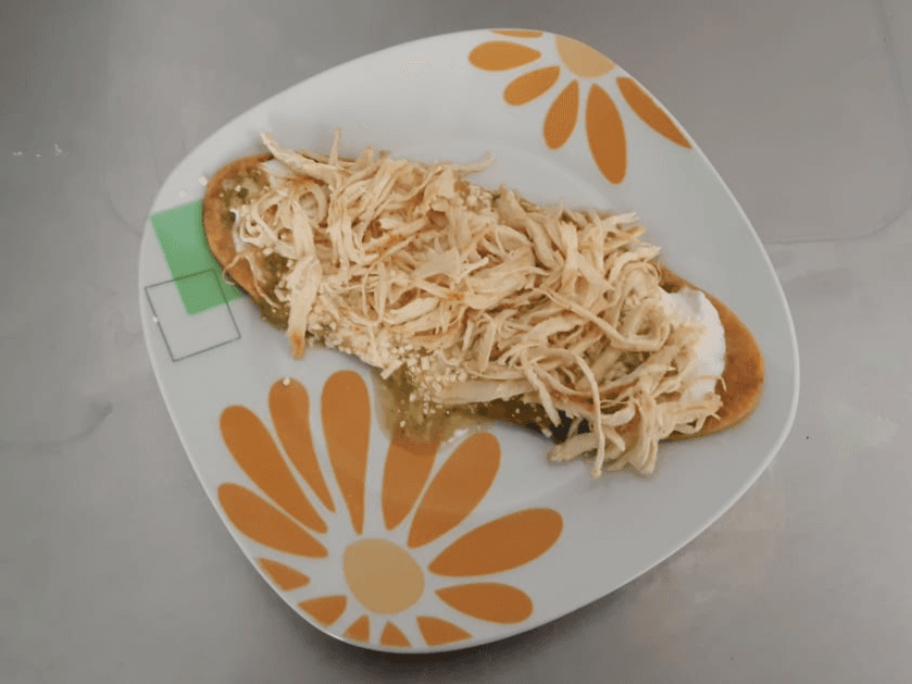 Huarache con Pollo