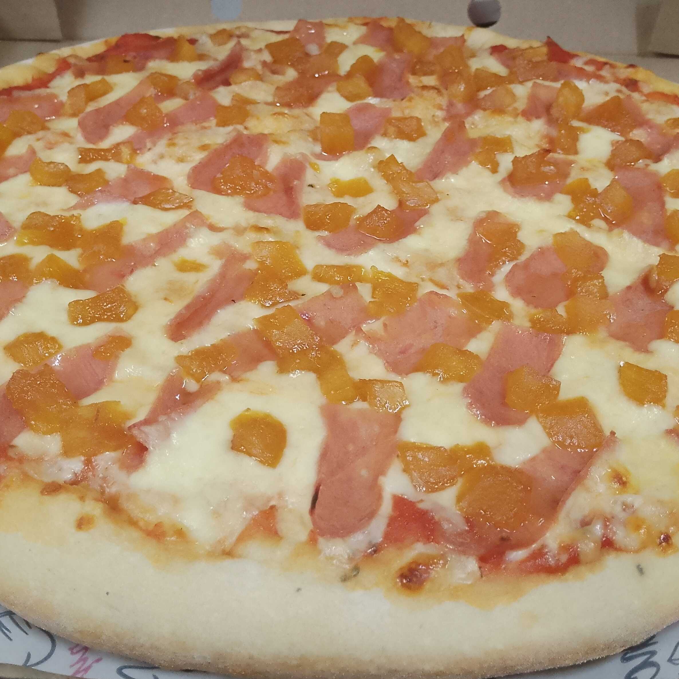 Pizza Grande Hawaiana + Gaseosa de Litro