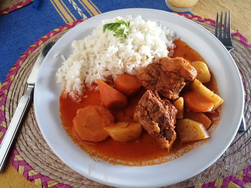 Comedor la esquina de la "c"