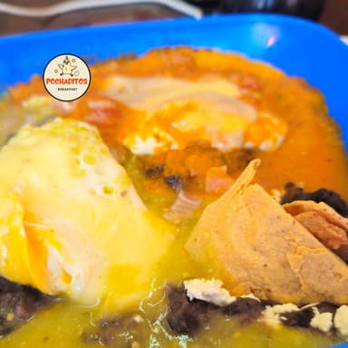 Huevos Rancheros Rojos