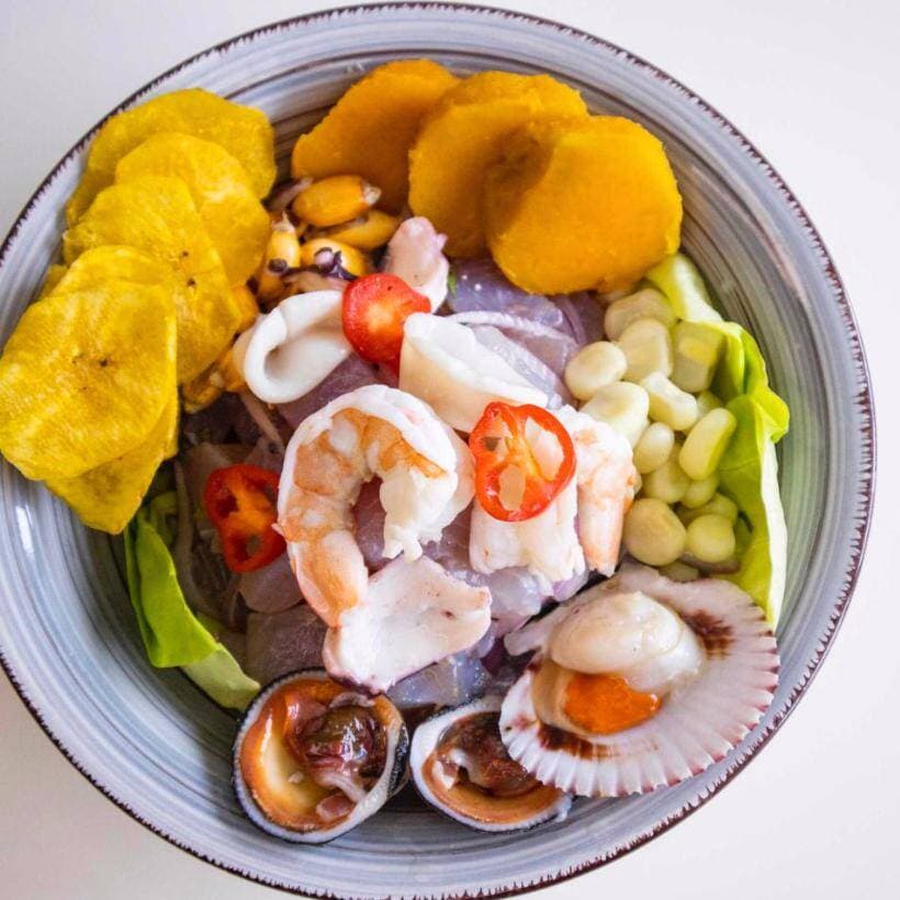 Ceviche Mixto con Mariscos