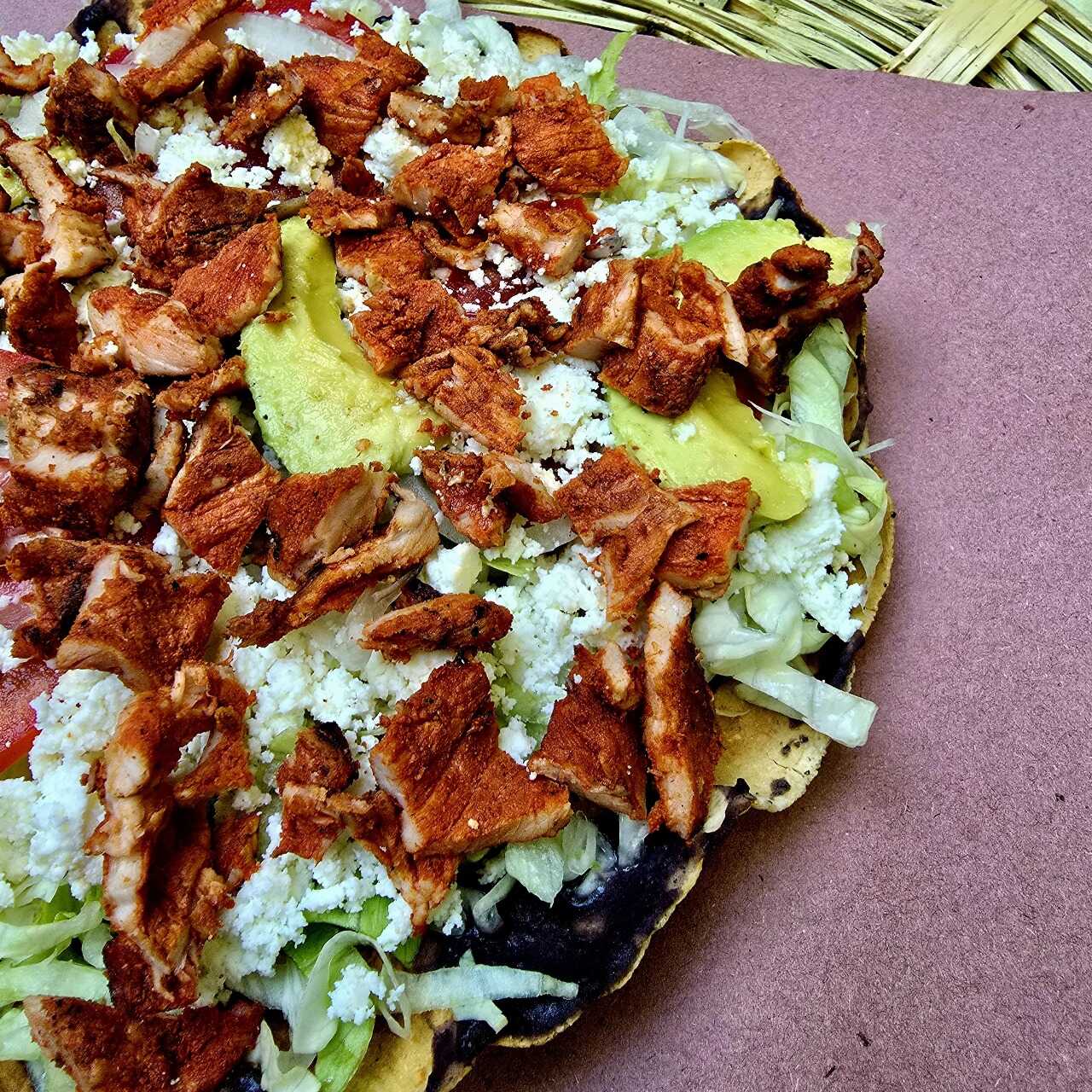 Tostada de Cecina Enchilada