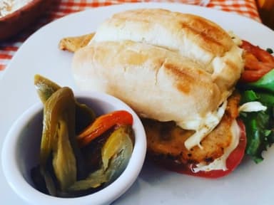 Combo Paquete Torta a Elegir  + Licuado