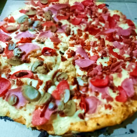 Pizza Familiar Sabrosita/Carnes Frias