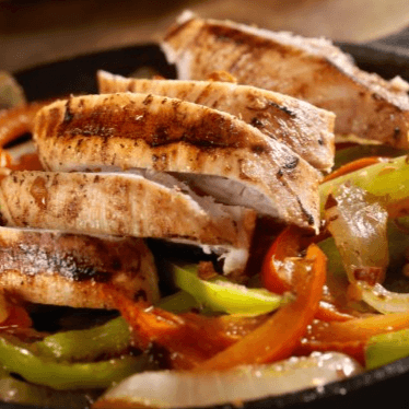 Pechuga Asada con Champiñón y Morrón