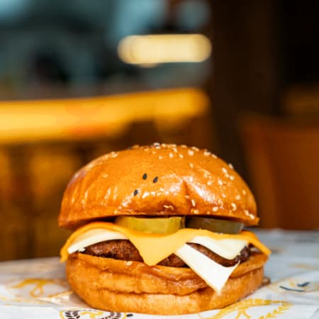 DOBLE DE QUESO + PAPAS