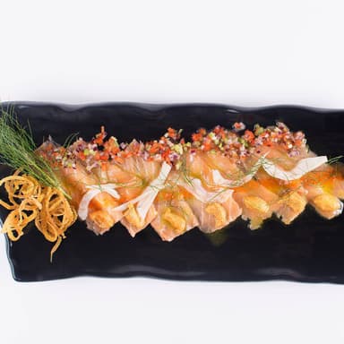 Tiradito de Salmón e Hinojo