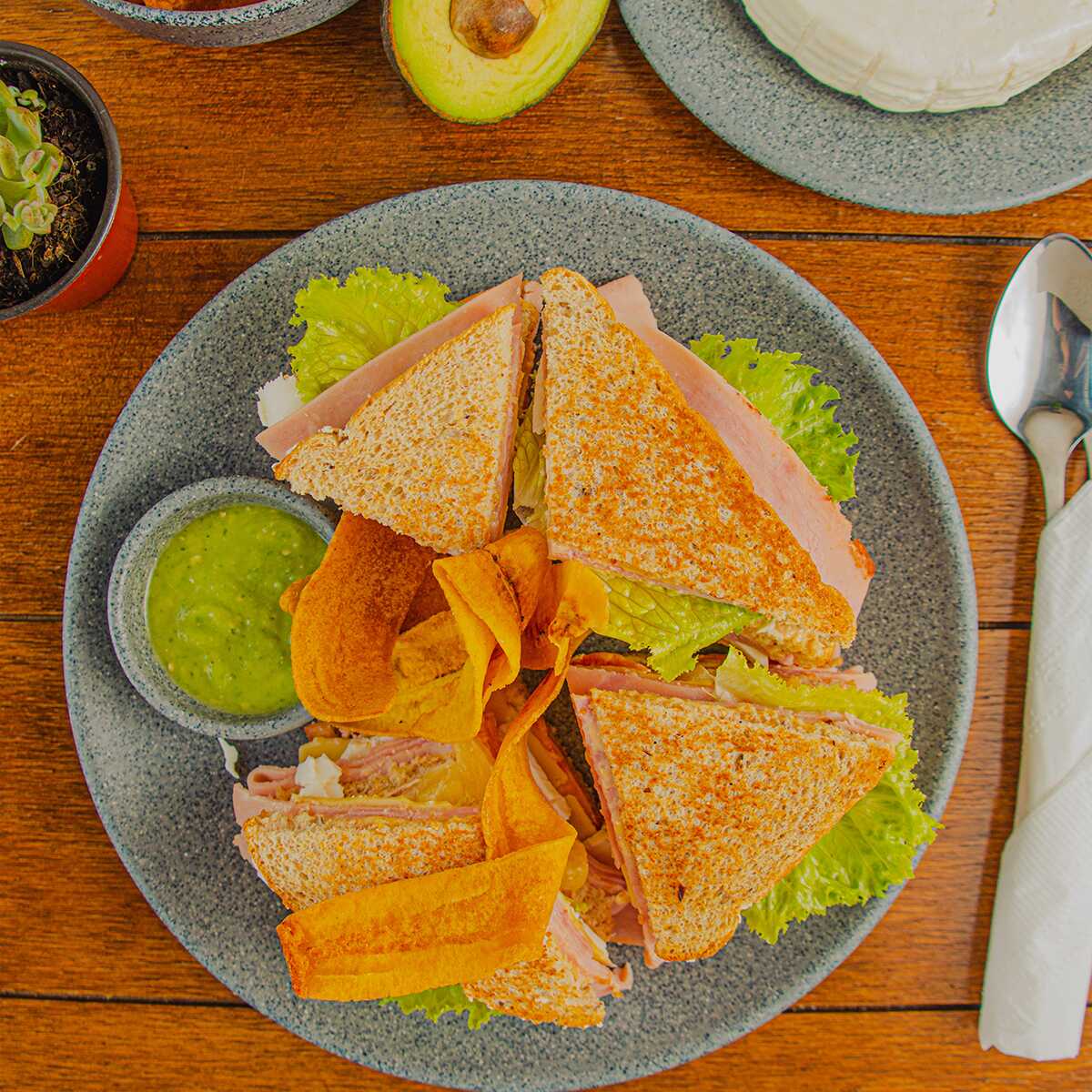Sándwich Hawaiano