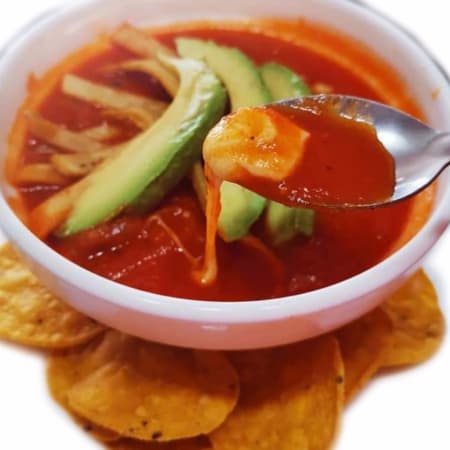 Sopa Azteca con Pollo
