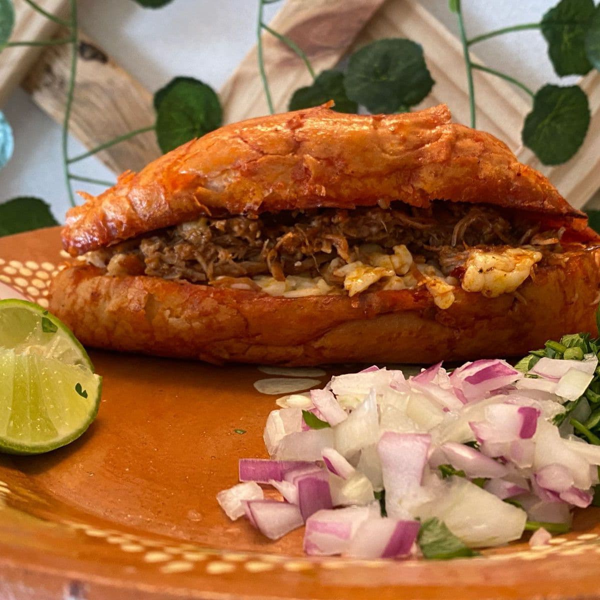 TORTA AHOGADA DE BIRRIA