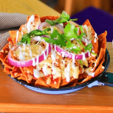 CHILAQUILES ROJOS (CHICO)