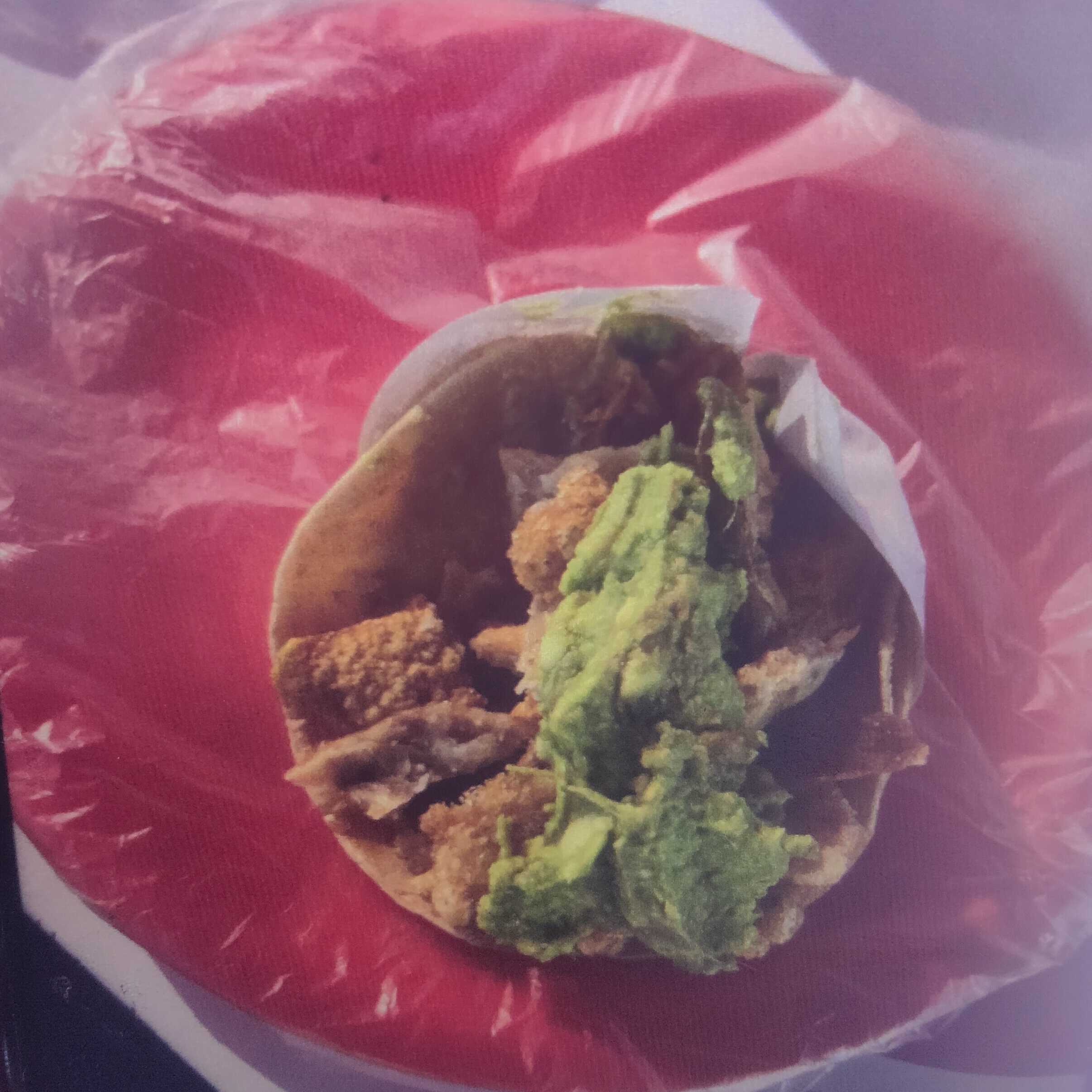 Taco de Birria con Chicharrón