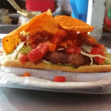 Hot Dog Mexicano