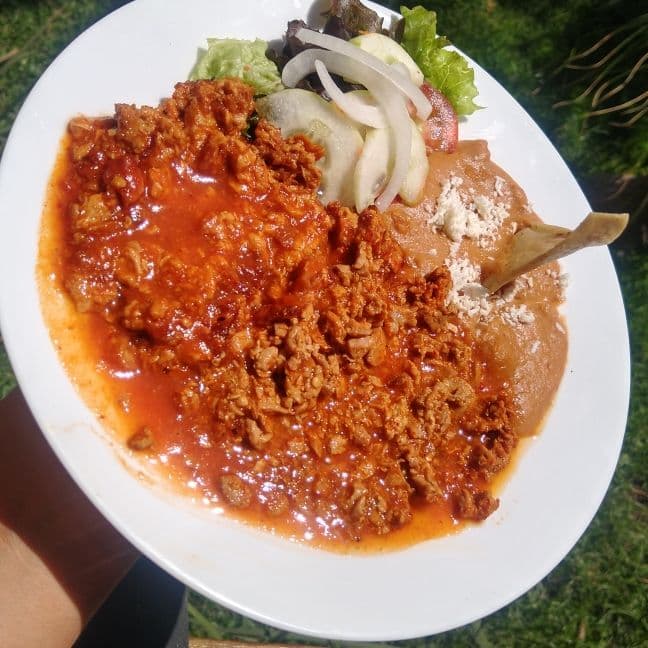 Orden de Chicharrón  + Agua