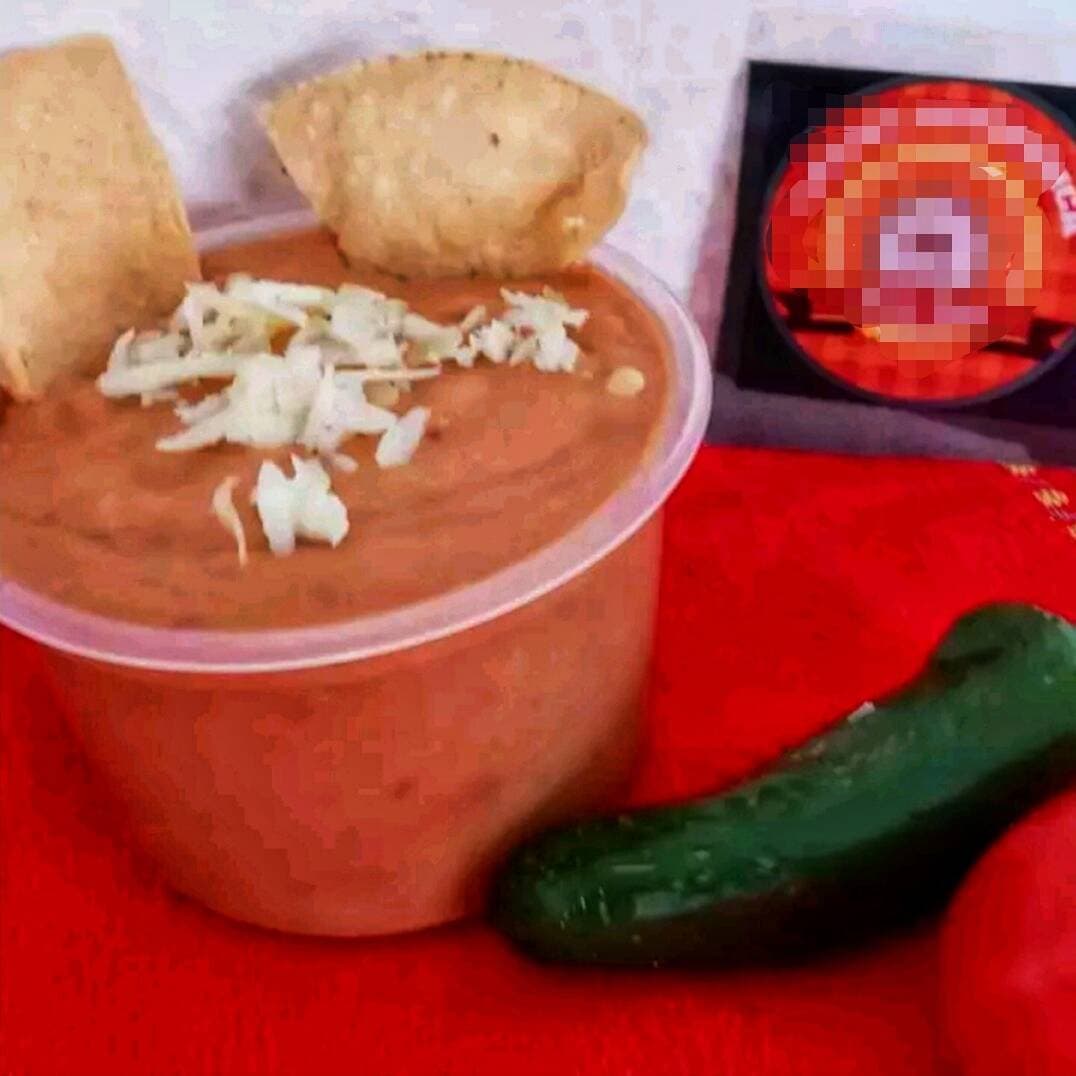 MEDIO DE FRIJOLES REFRITOS