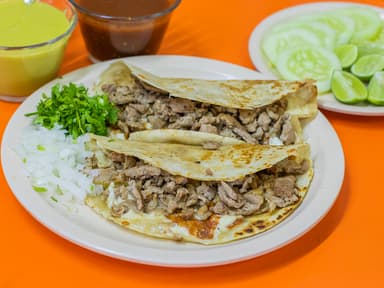 Quesadilla con Carne