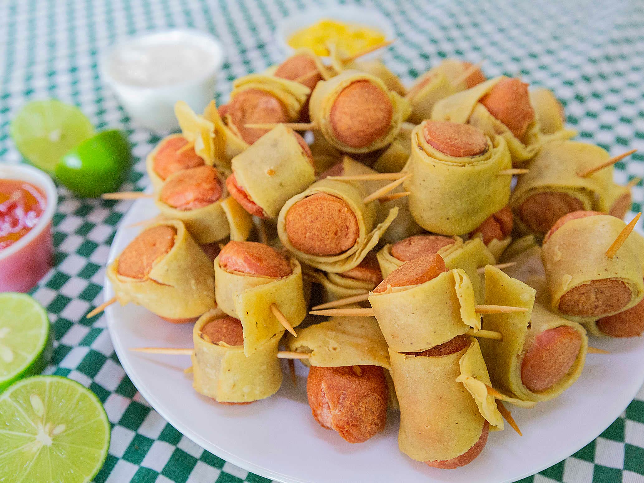 Salchitacos