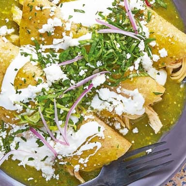 Enchiladas Verdes con Pollo