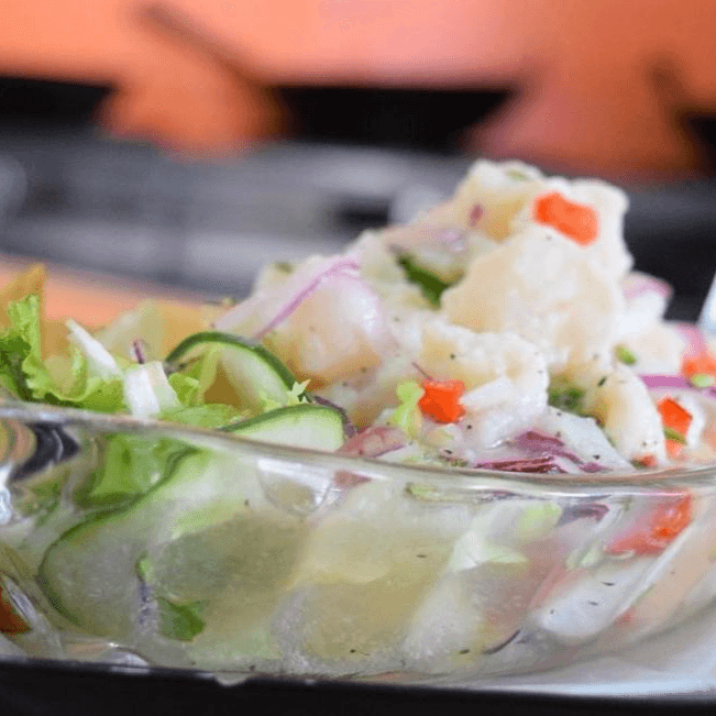 Ceviche de Pescado+Té Frío de la Casa de Limón
