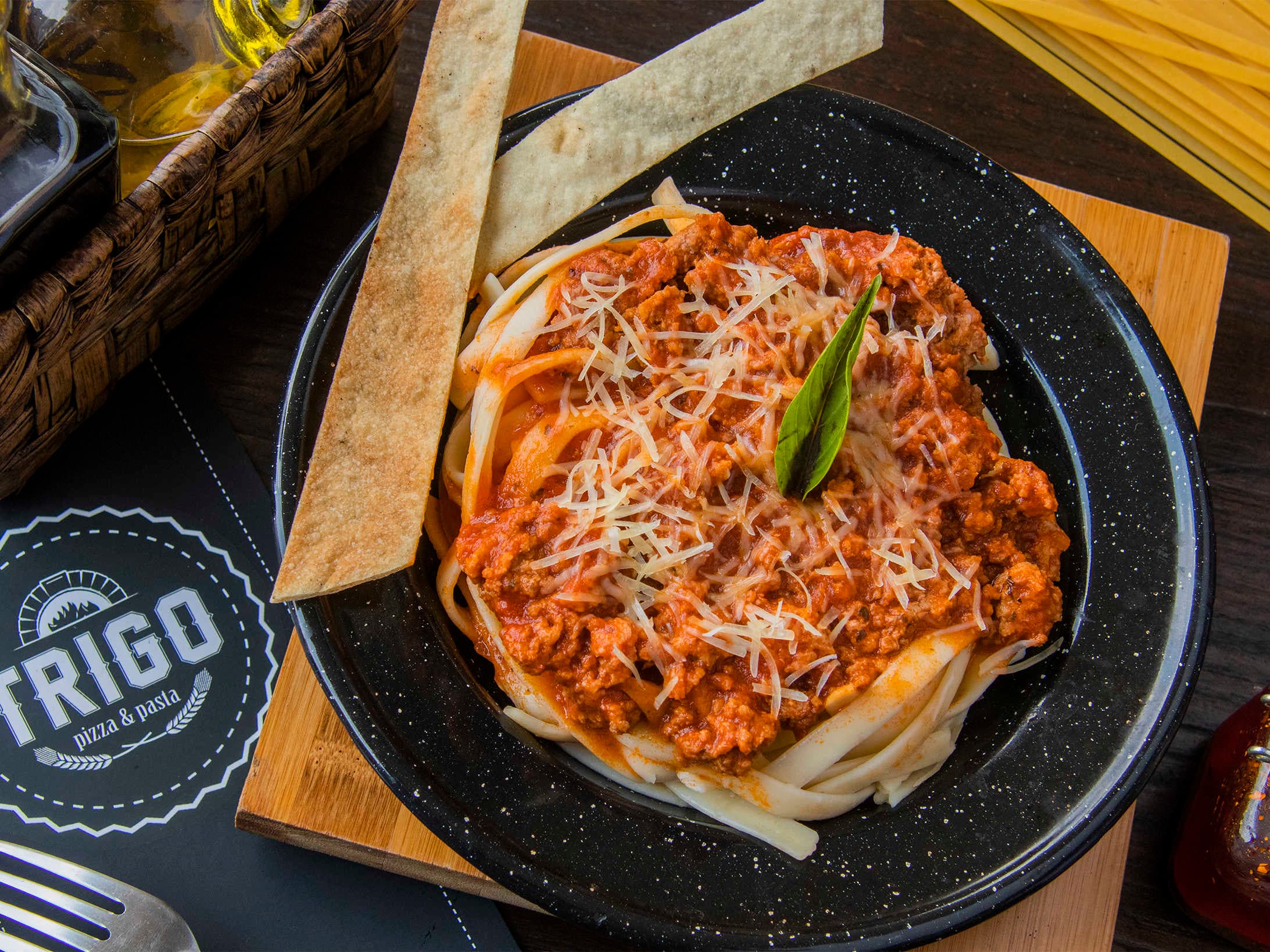 Fettuccine a la Boloñesa