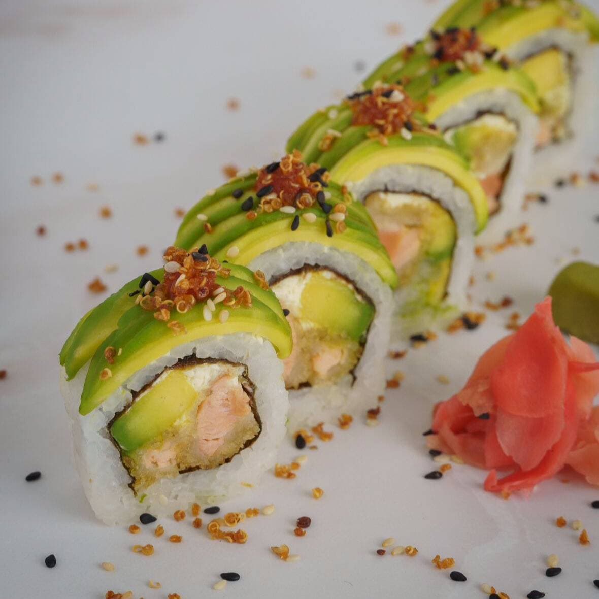SALMON ROLL